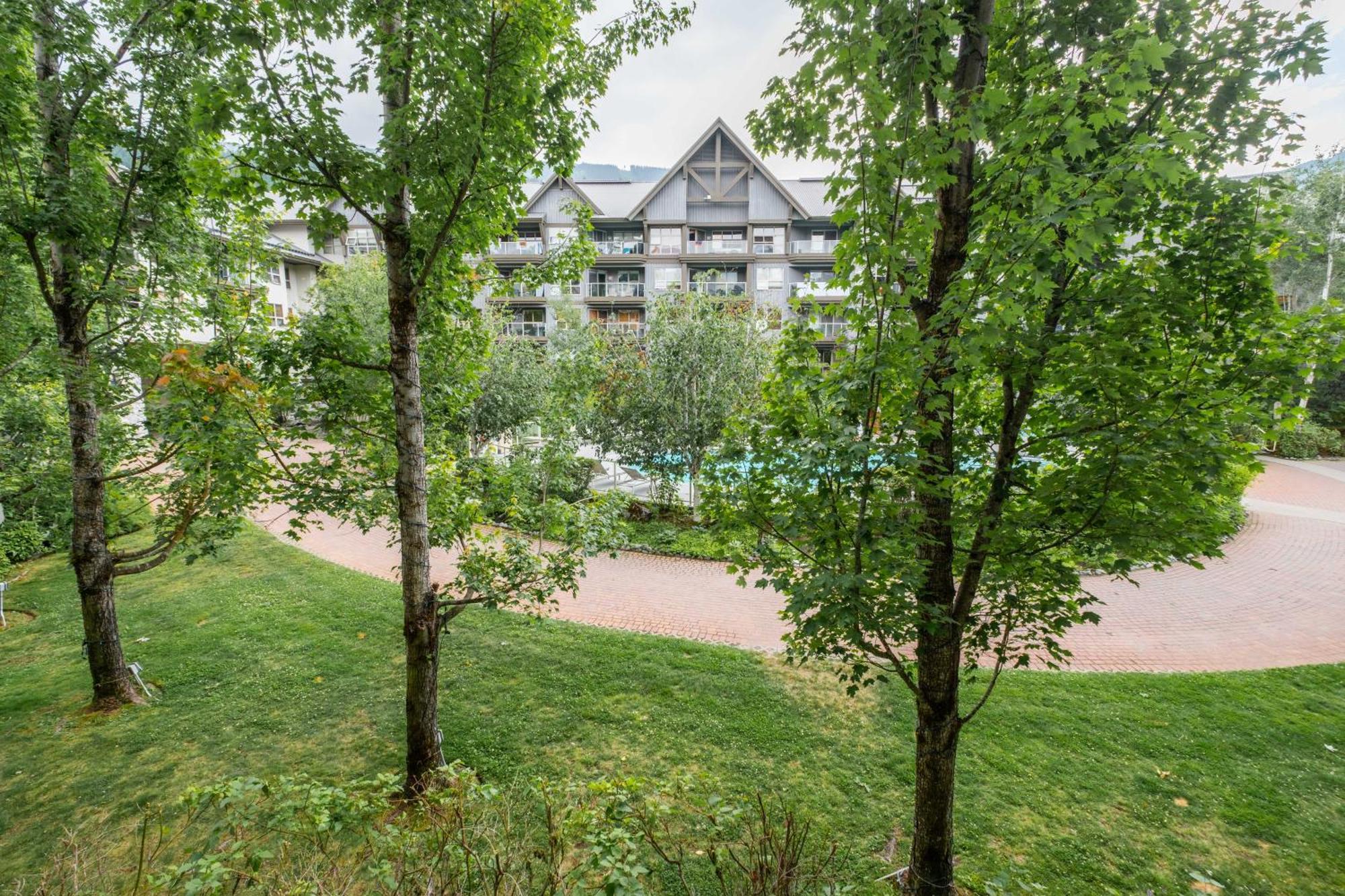 Villa The Aspens By Outpost Whistler Extérieur photo