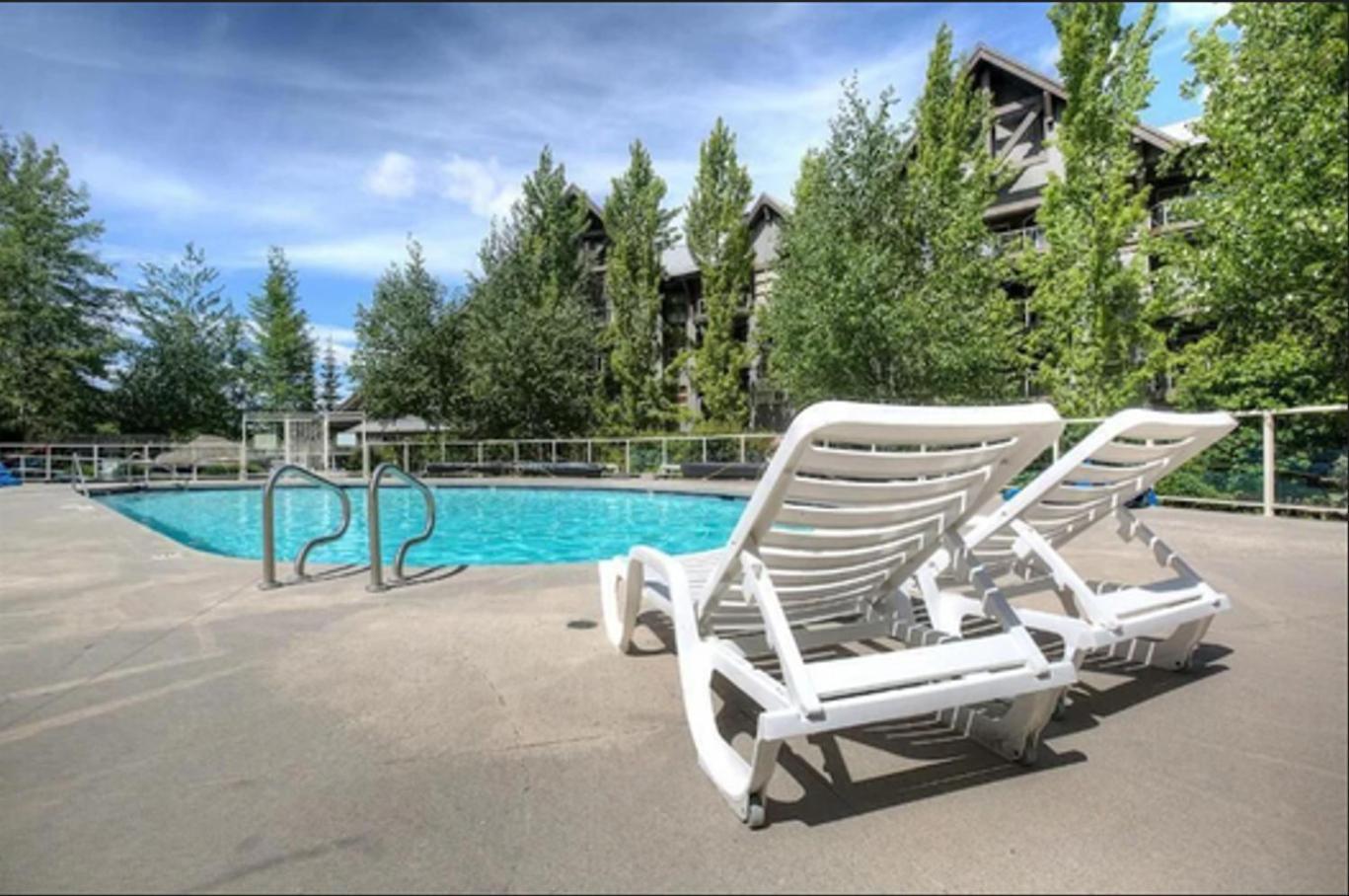 Villa The Aspens By Outpost Whistler Extérieur photo